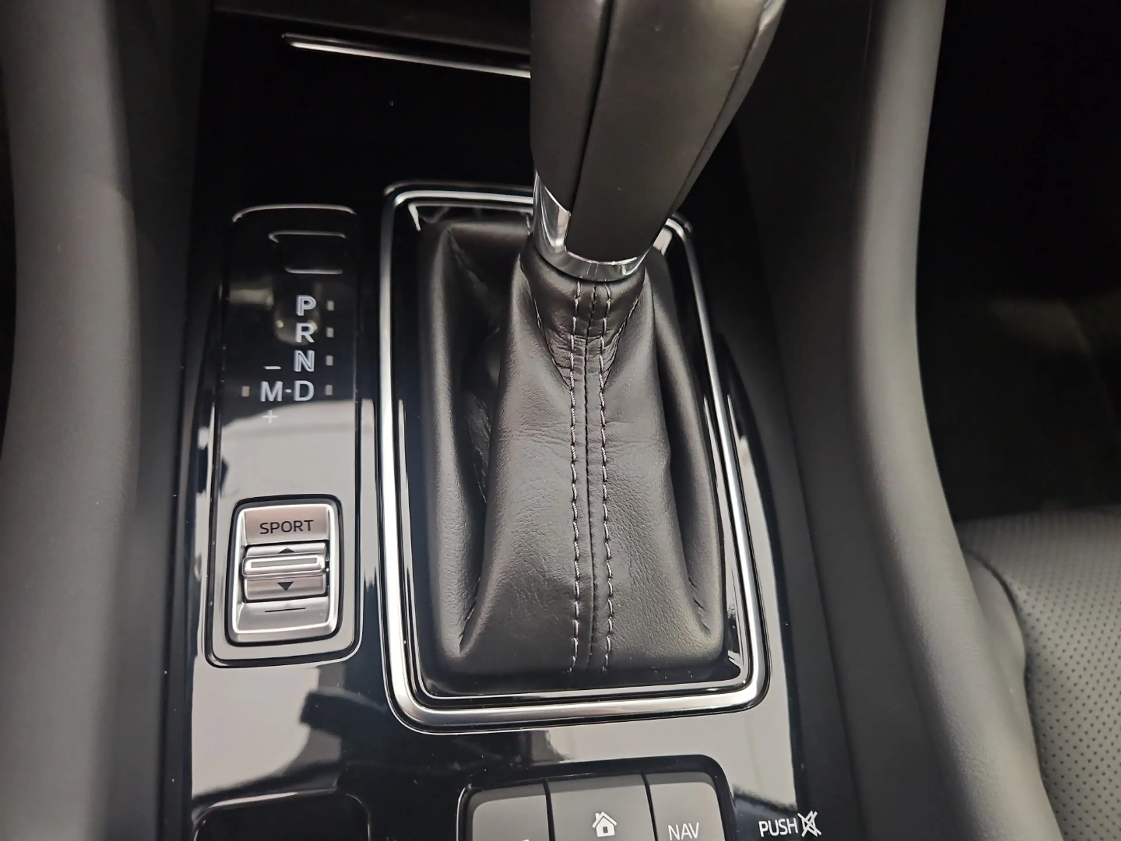 Mazda 6 SKYACTIV-G 194 — photo 13