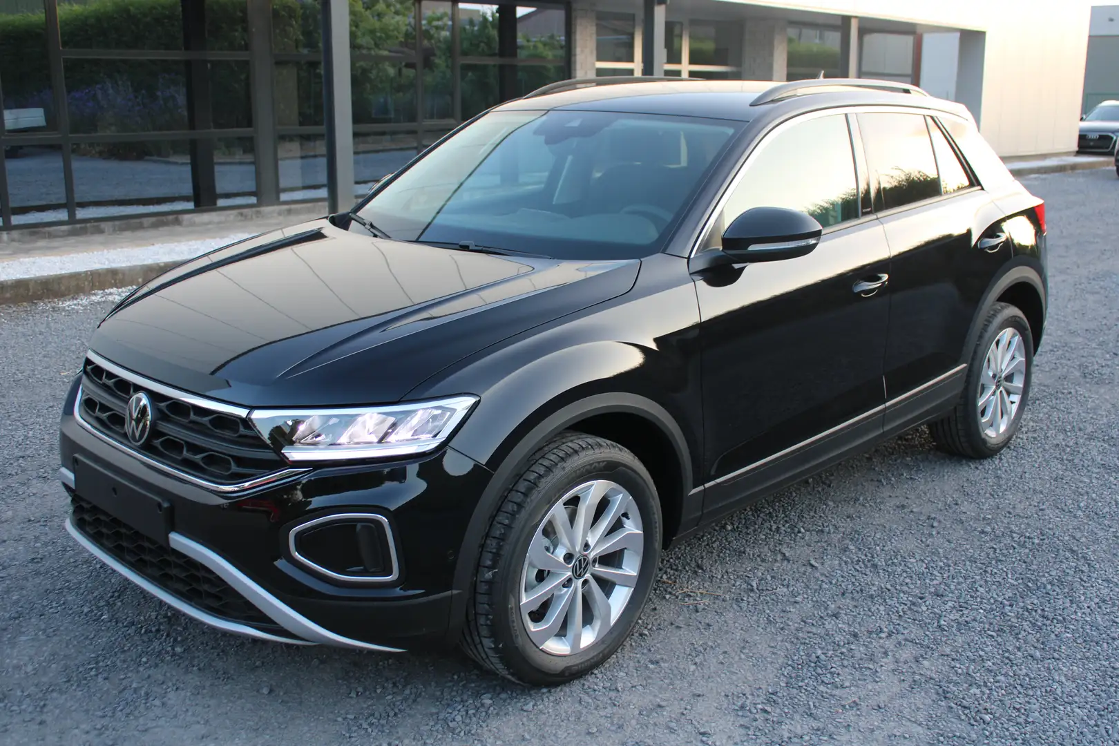 Volkswagen T-Roc *NIEUW IN STOCK* VIRTUAL NAVIGATIE CAMERA ADAPT CR Noir - 1