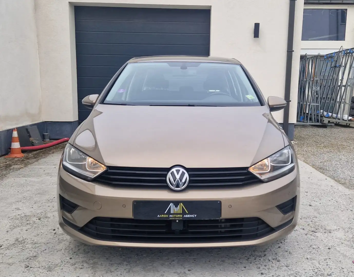 Volkswagen Golf Sportsvan 1.2 TSI/ PARKASSIST/ ASSIST LANE/ CARNET/ ESSENCE Grigio - 2