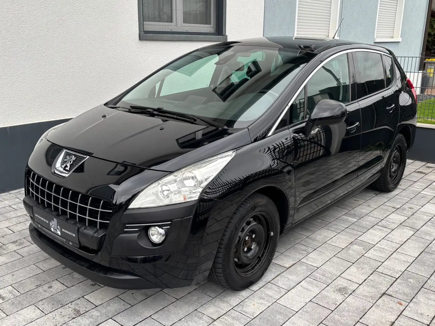 Peugeot 3008 Business AUTOMATIK/PANORAMA/NAVI/KLIMAAUT. Schwarz - 1