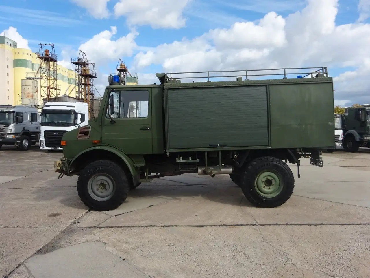 Unimog U1300L Feuerwehr Gerätewagen, foto 3