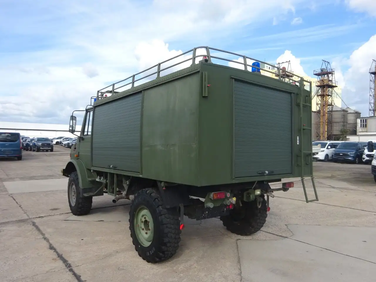 Unimog U1300L Feuerwehr Gerätewagen, foto 4