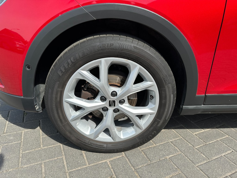 SEAT Arona 1.0 TSi FR Aut. Navi.Camera Apple-CarPlay — photo 35