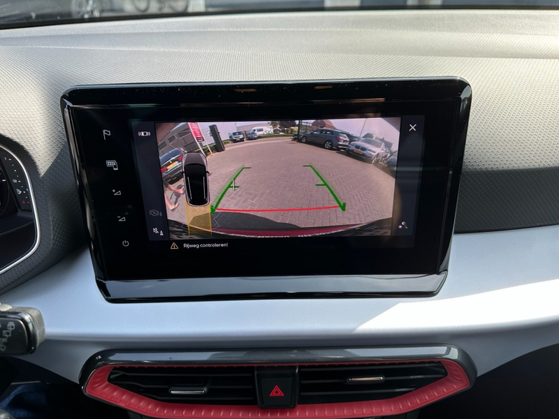 SEAT Arona 1.0 TSi FR Aut. Navi.Camera Apple-CarPlay — photo 20