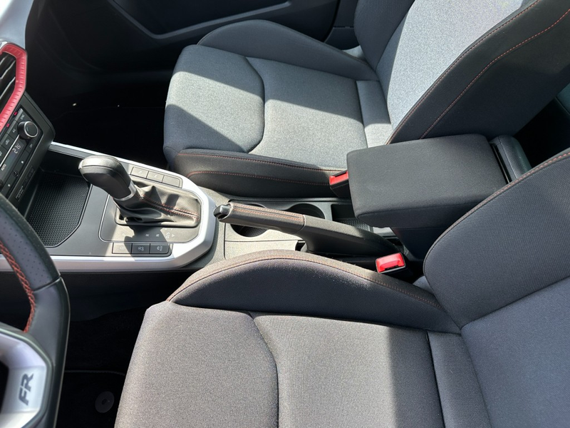 SEAT Arona 1.0 TSi FR Aut. Navi.Camera Apple-CarPlay — photo 25
