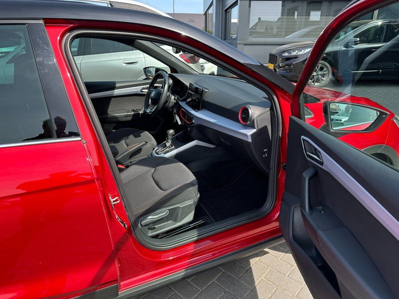 SEAT Arona 1.0 TSi FR Aut. Navi.Camera Apple-CarPlay — photo 10