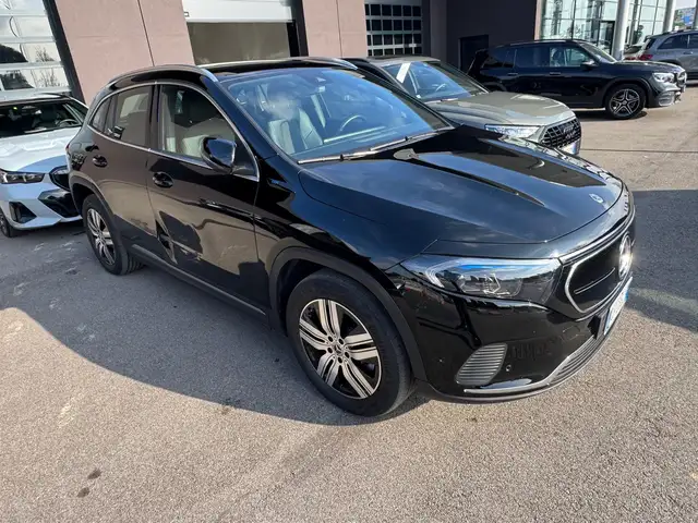 Mercedes-Benz EQA 250 Sport 67 kWh Advanced  Pakket, Premium pakket, rij