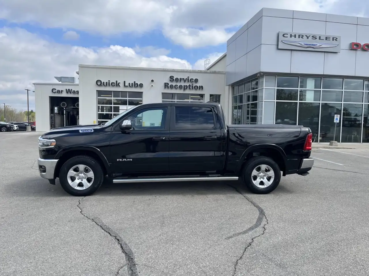 RAM 1500 снимка RAM 1500