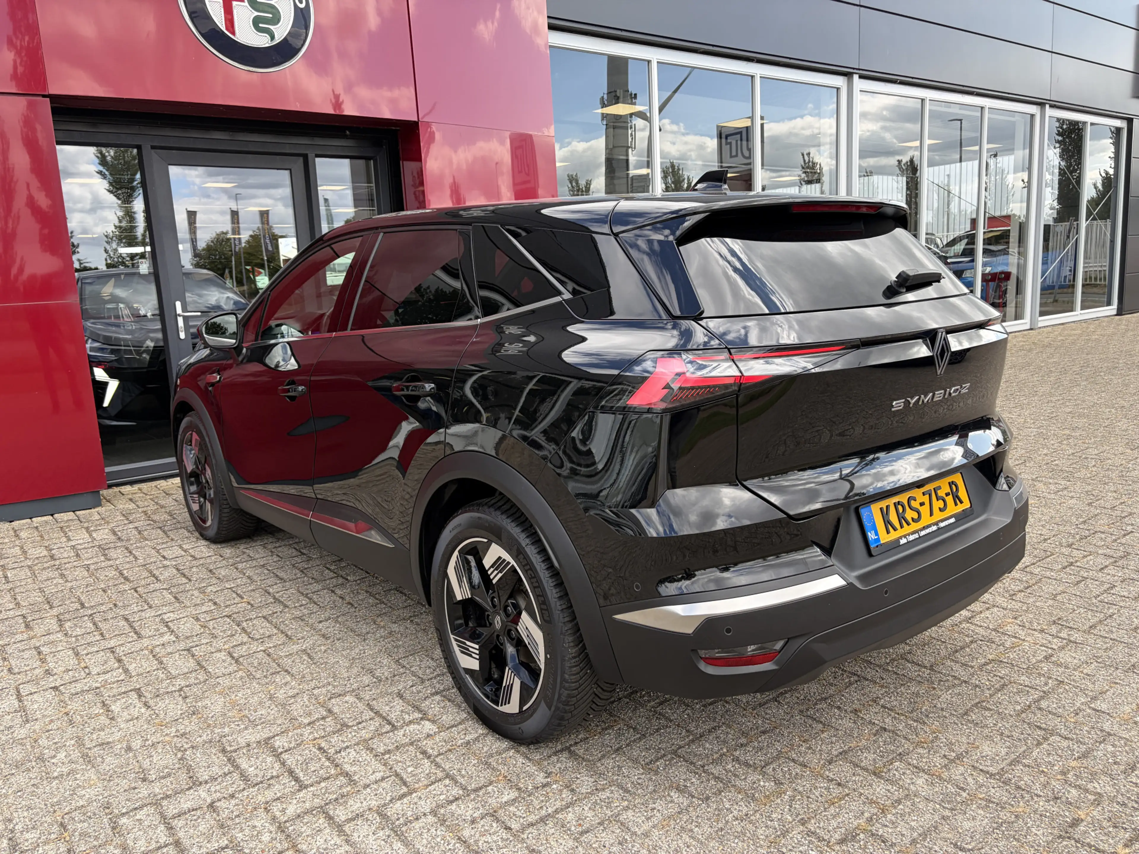 Renault Symbioz 1.3 mild hybrid 140 EDC techno Stuur en stoelverwa — photo 14