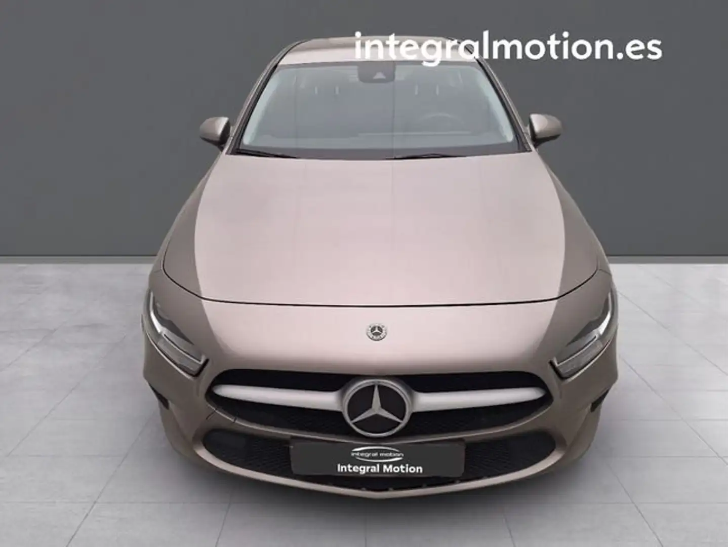 Mercedes-Benz A 180 180CDI Aut. Gris - 2