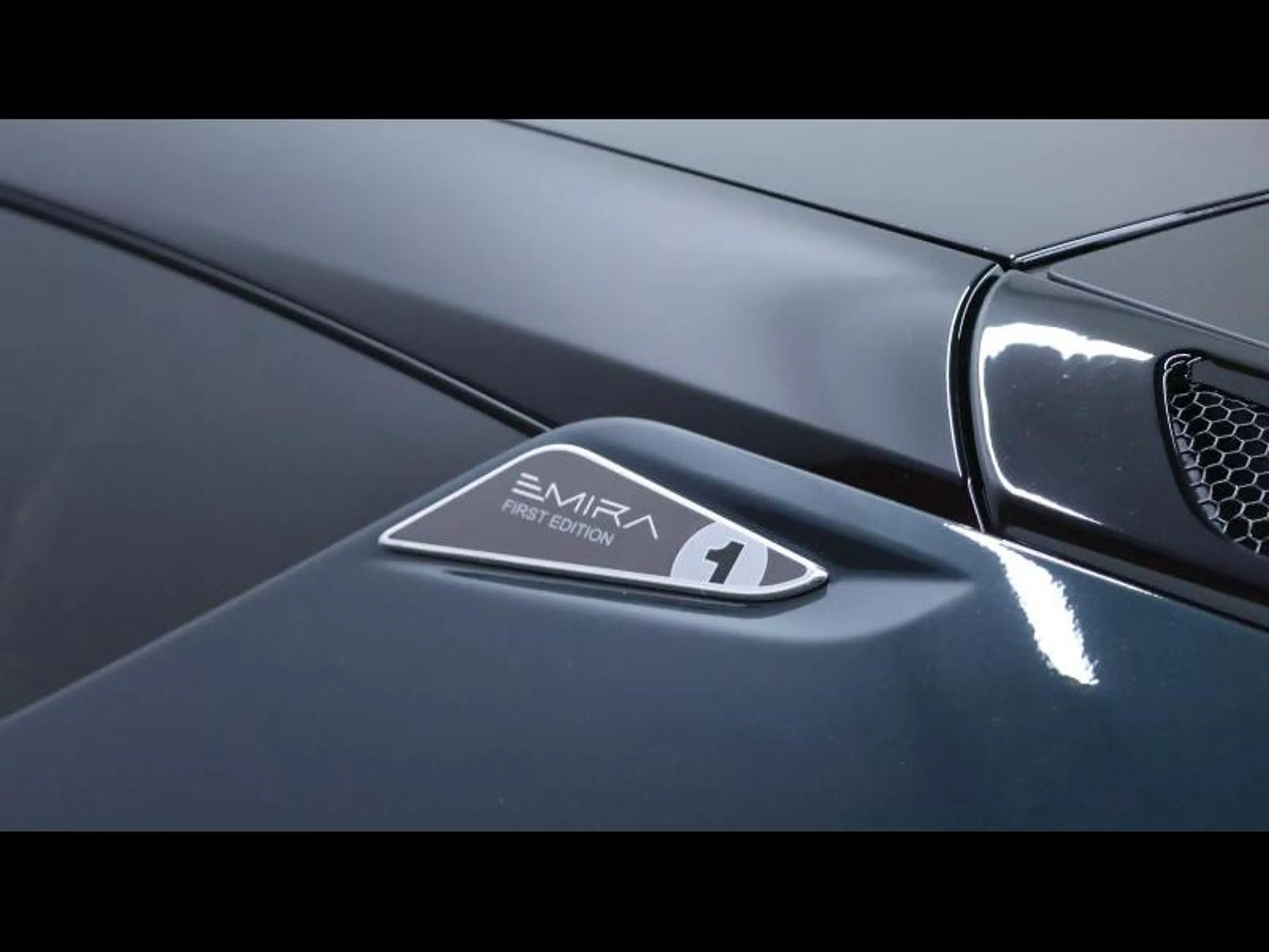 Lotus Emira 3.05 V6 405 First Edition — photo 9