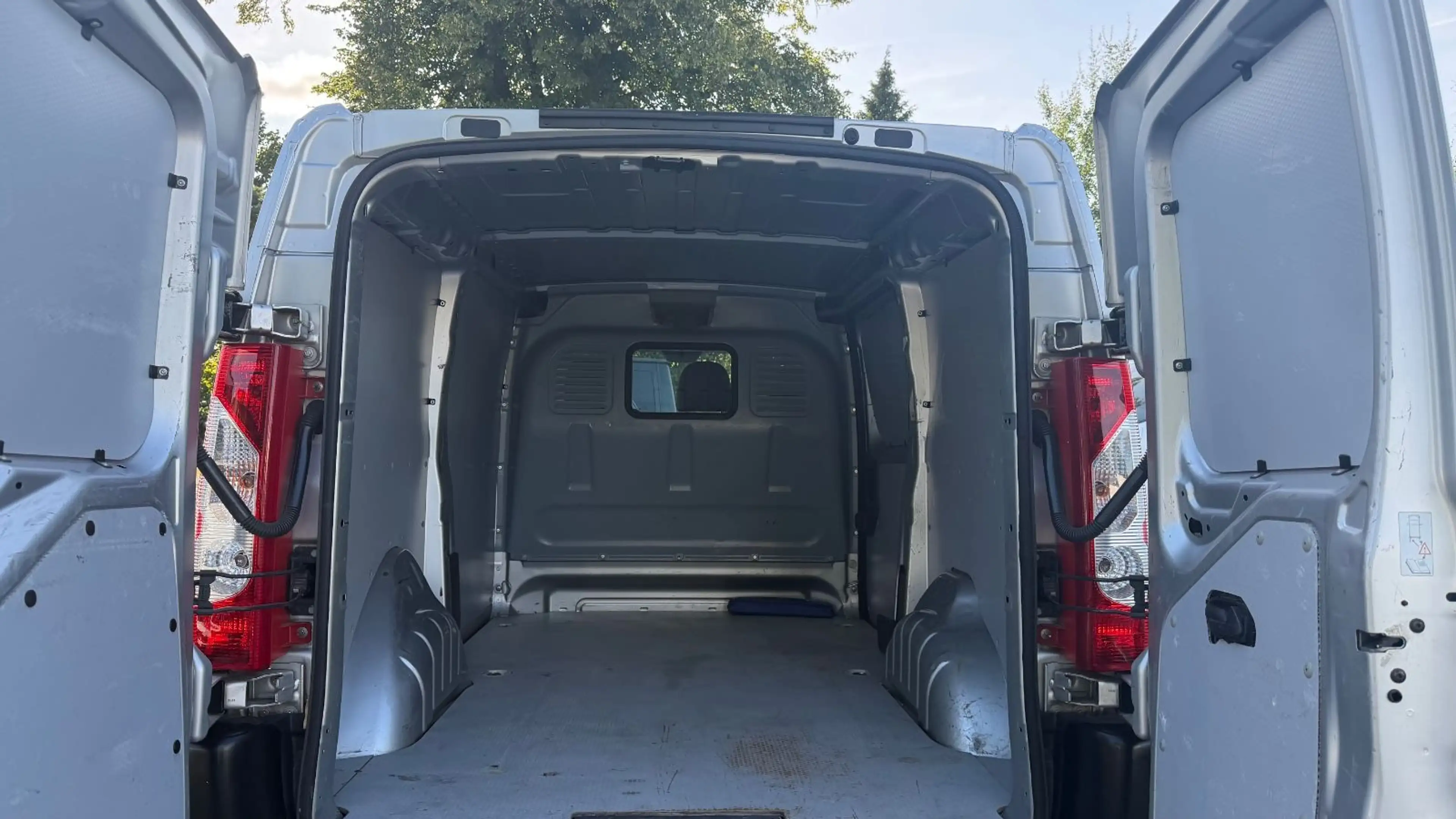 Peugeot Expert EXPERT KASTEN L2H1 STANDHEIZUNG/TÜV NEU/1.HAND — photo 11