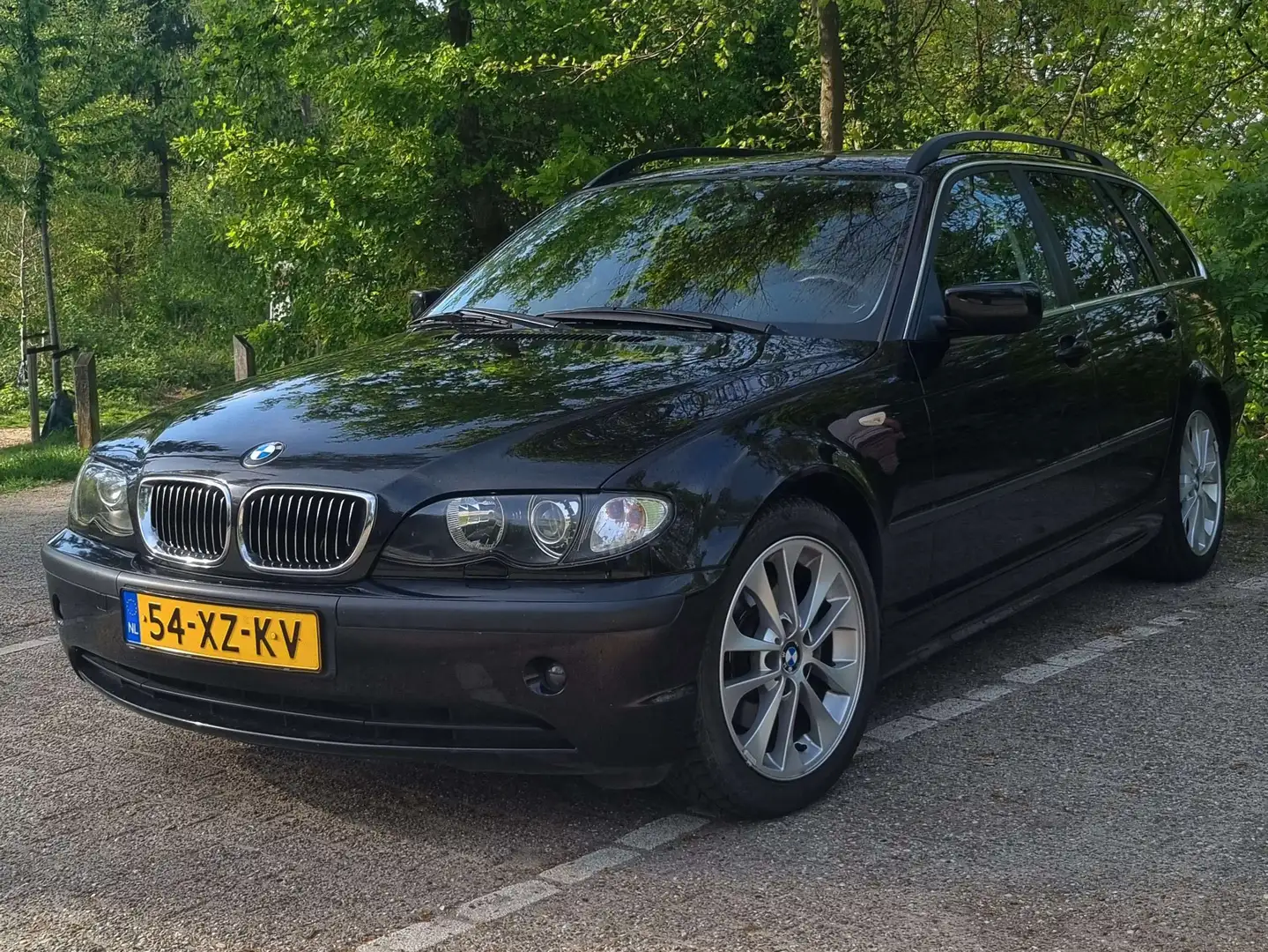 BMW 320 D Touring Zwart - 1
