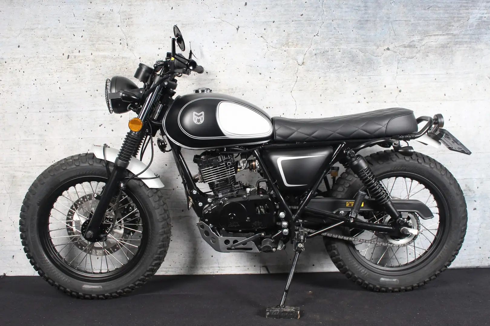 Overig Mutt  Mastiff QM125 Zwart - 2