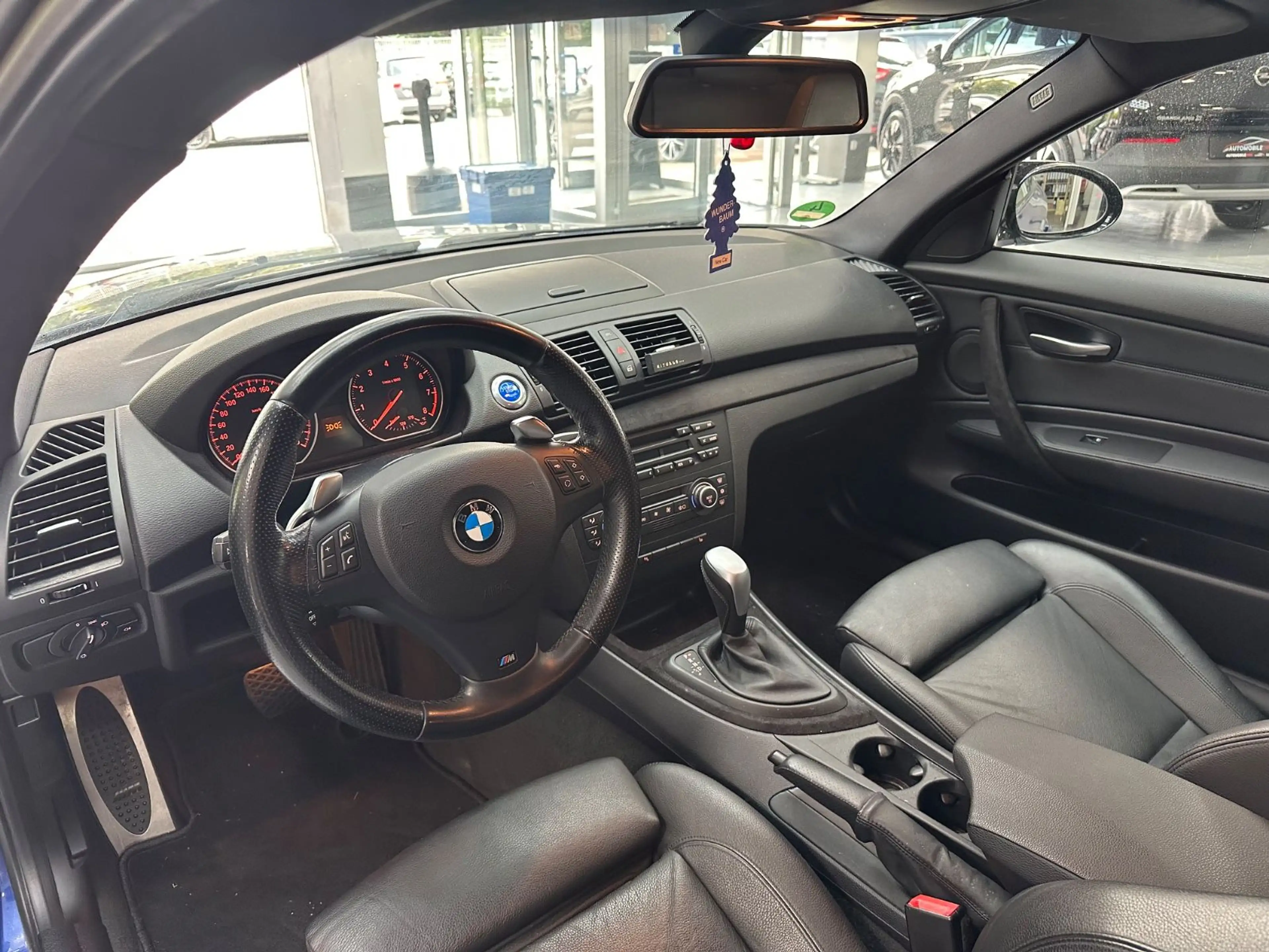 BMW 135 i Coupe E82 / Automatik / Eisenmann — photo 14
