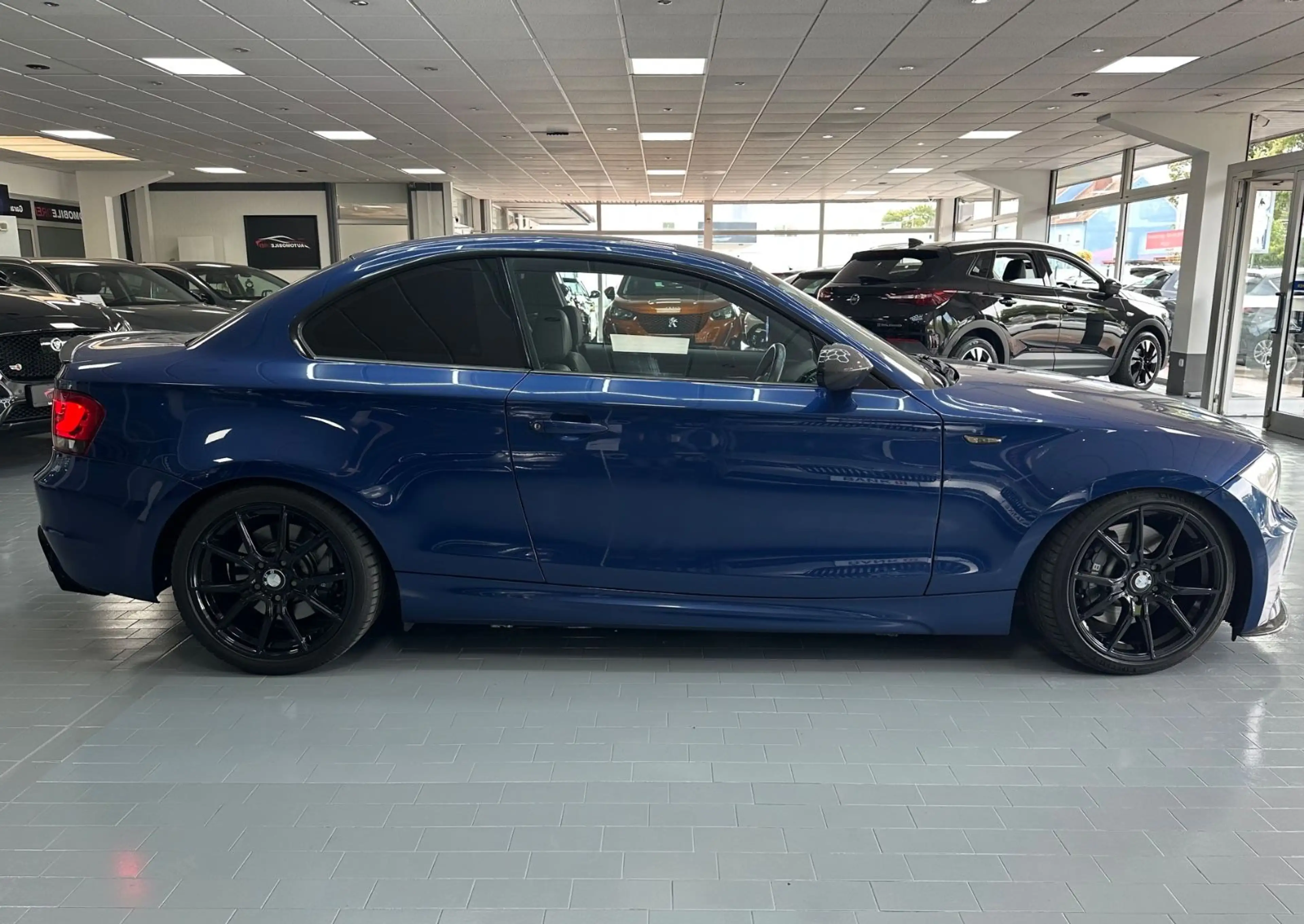 BMW 135 i Coupe E82 / Automatik / Eisenmann — photo 5