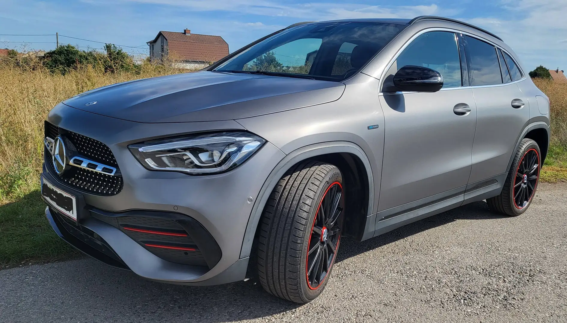 Mercedes-Benz GLA 250 GLA 250e PHEV Aut. Grau - 1