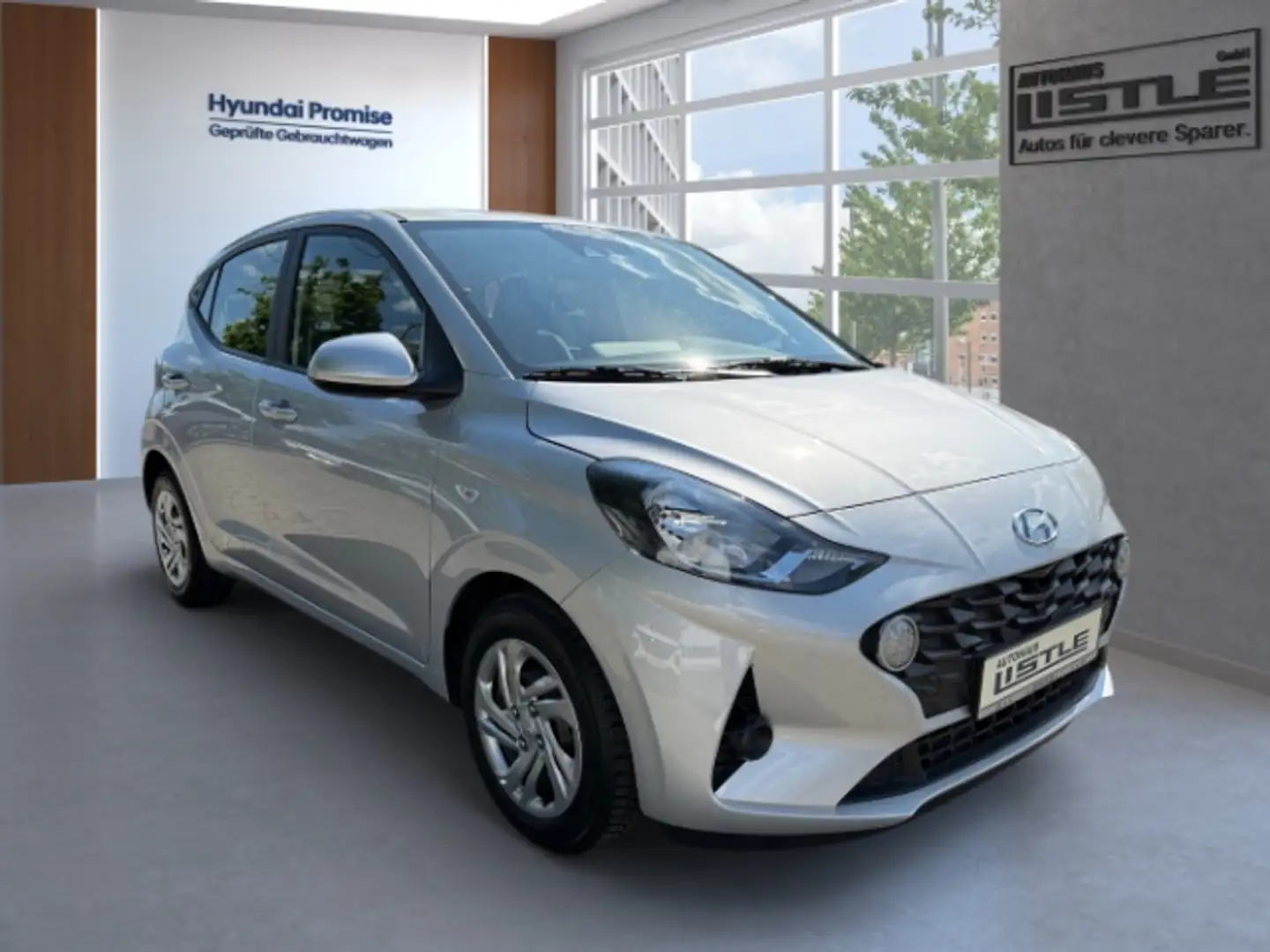 Hyundai i10 Select 1.0 +RADIO+KLIMA+BT+SHZ+TEMPOMAT+DAB+UVM+ Silber - 2