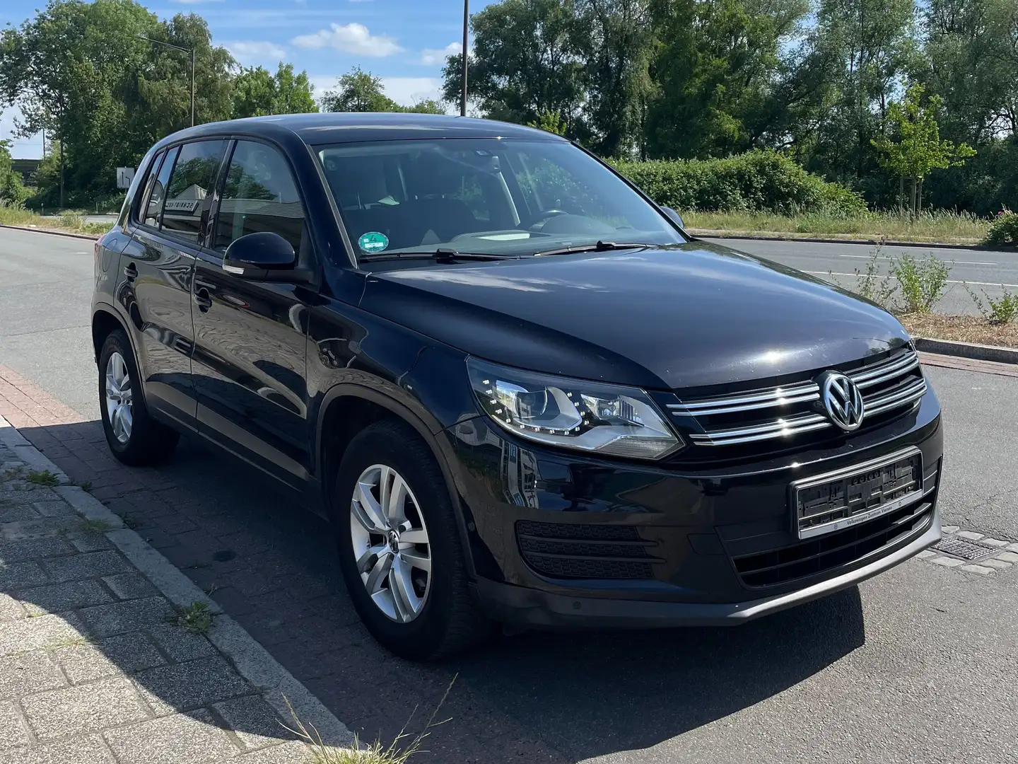 Volkswagen Tiguan Trend/AHK Noir - 2