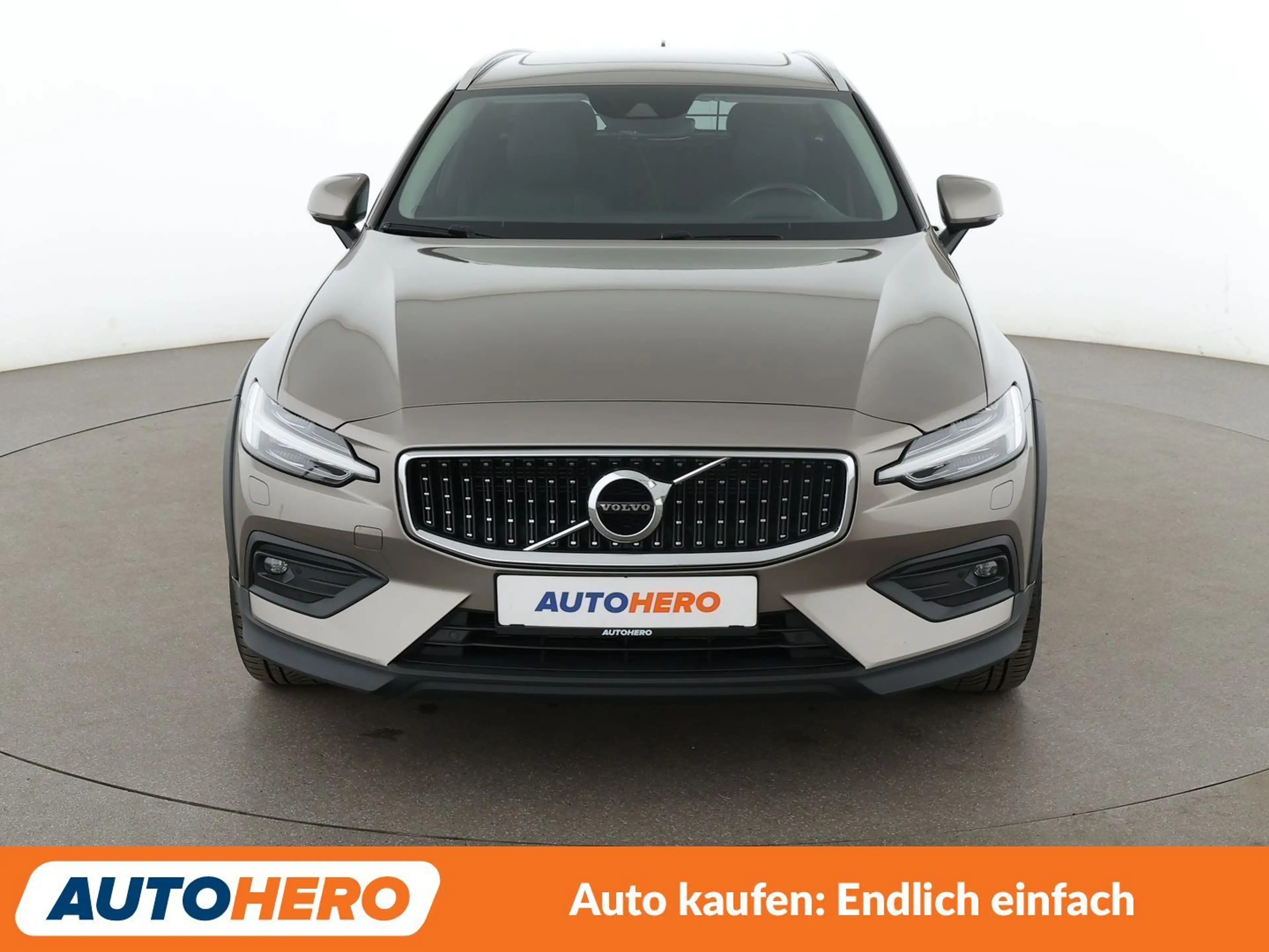Volvo V60 Cross Country 2.0 B4 Mild-Hybrid Pro AWD Aut.*NAVI* — photo 9