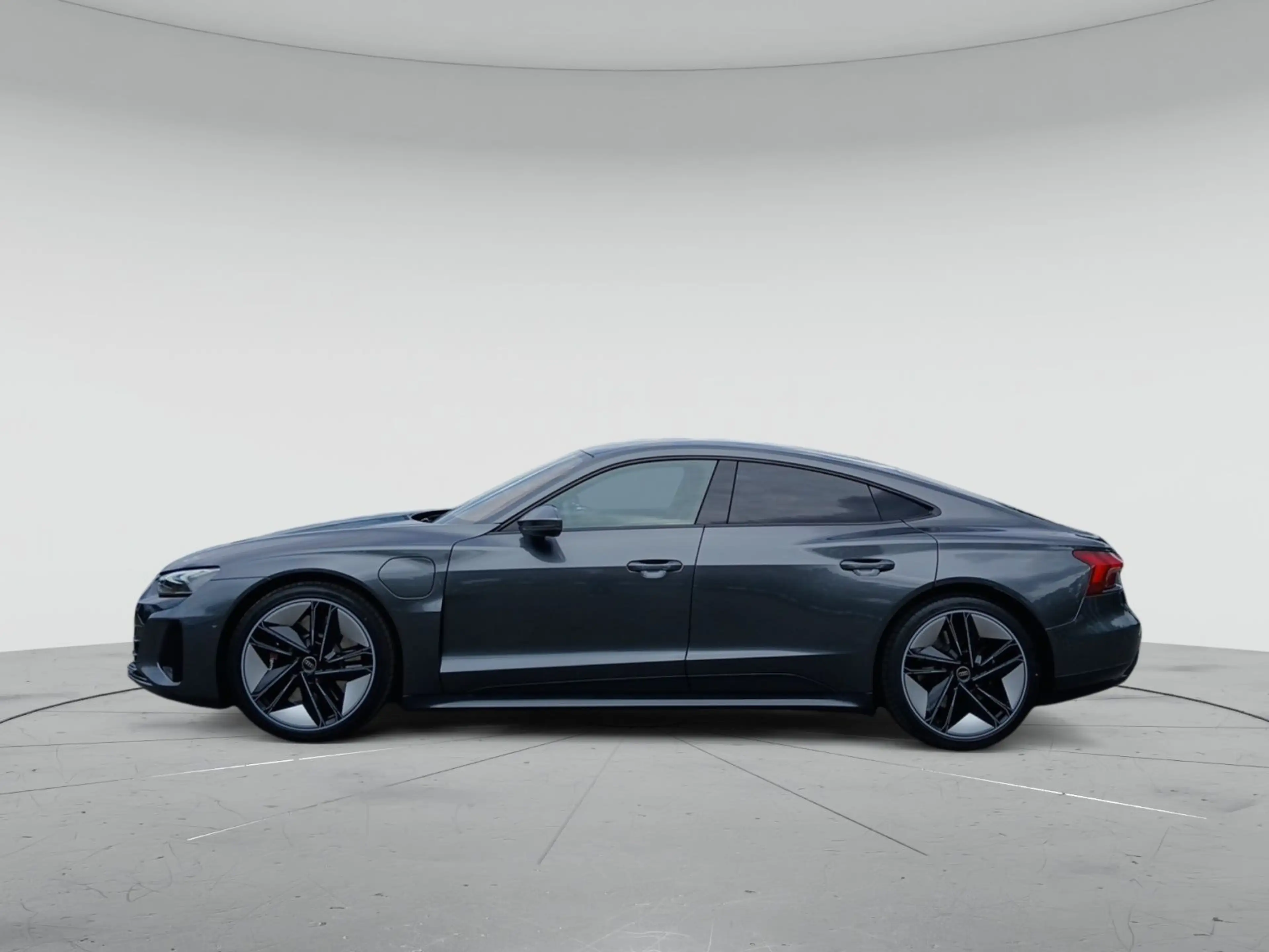 Audi e-tron GT e-tron GT LED 360° Pano Wärmep. B&O HUD Ambiente — photo 4