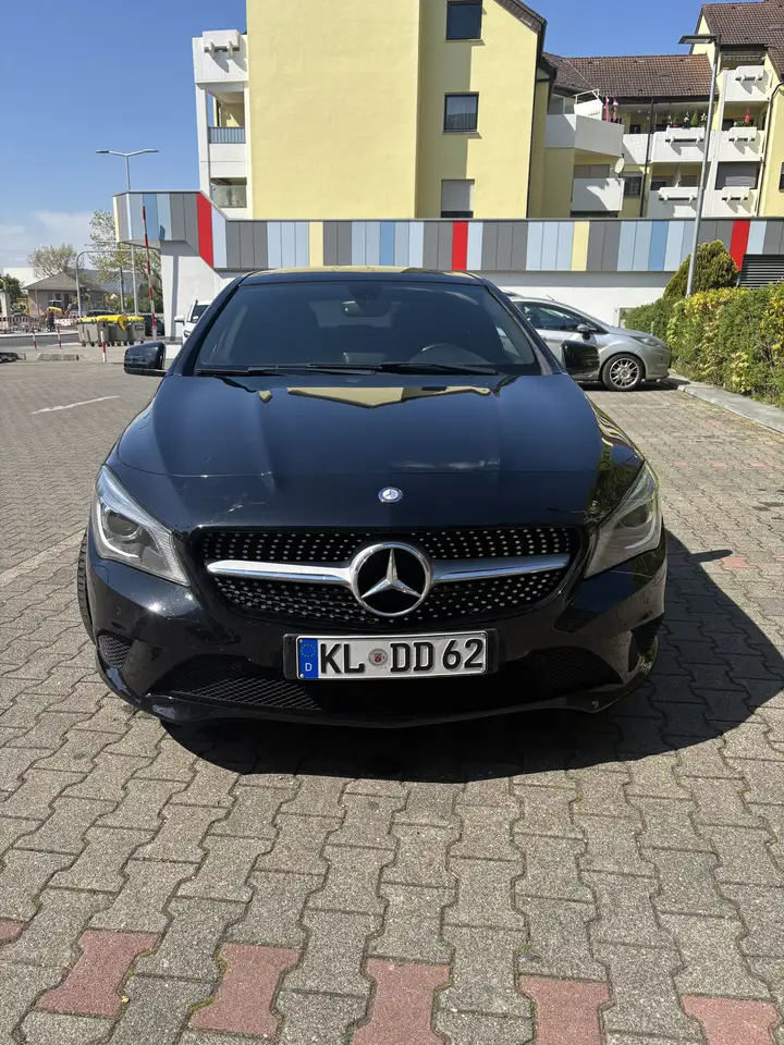 Mercedes-Benz CLA 180