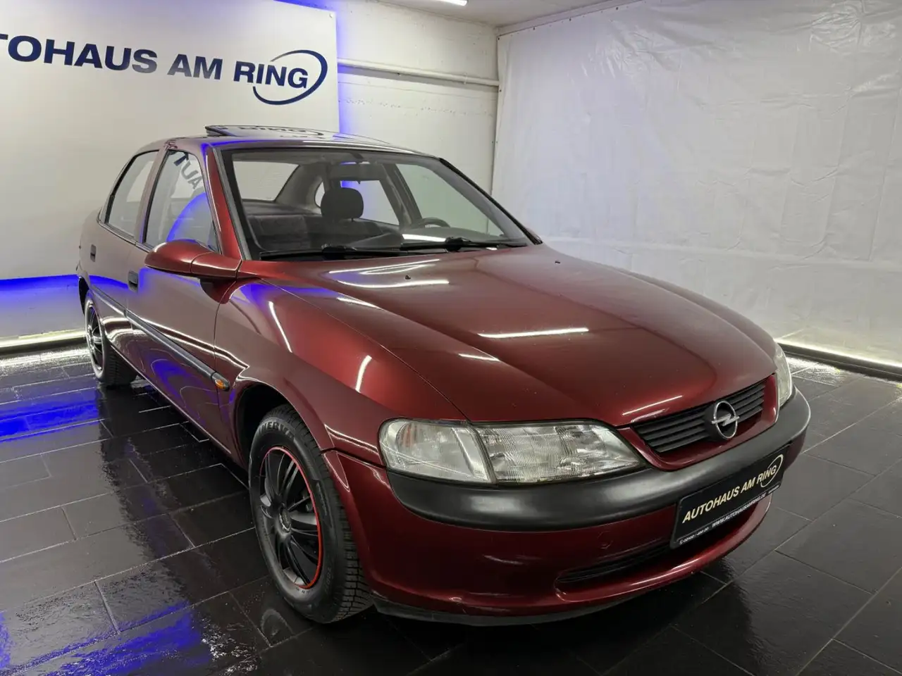 Opel Vectra B 1.6 16V Aut H-KENNZEICHEN AHK SHD 3.HND, foto 3
