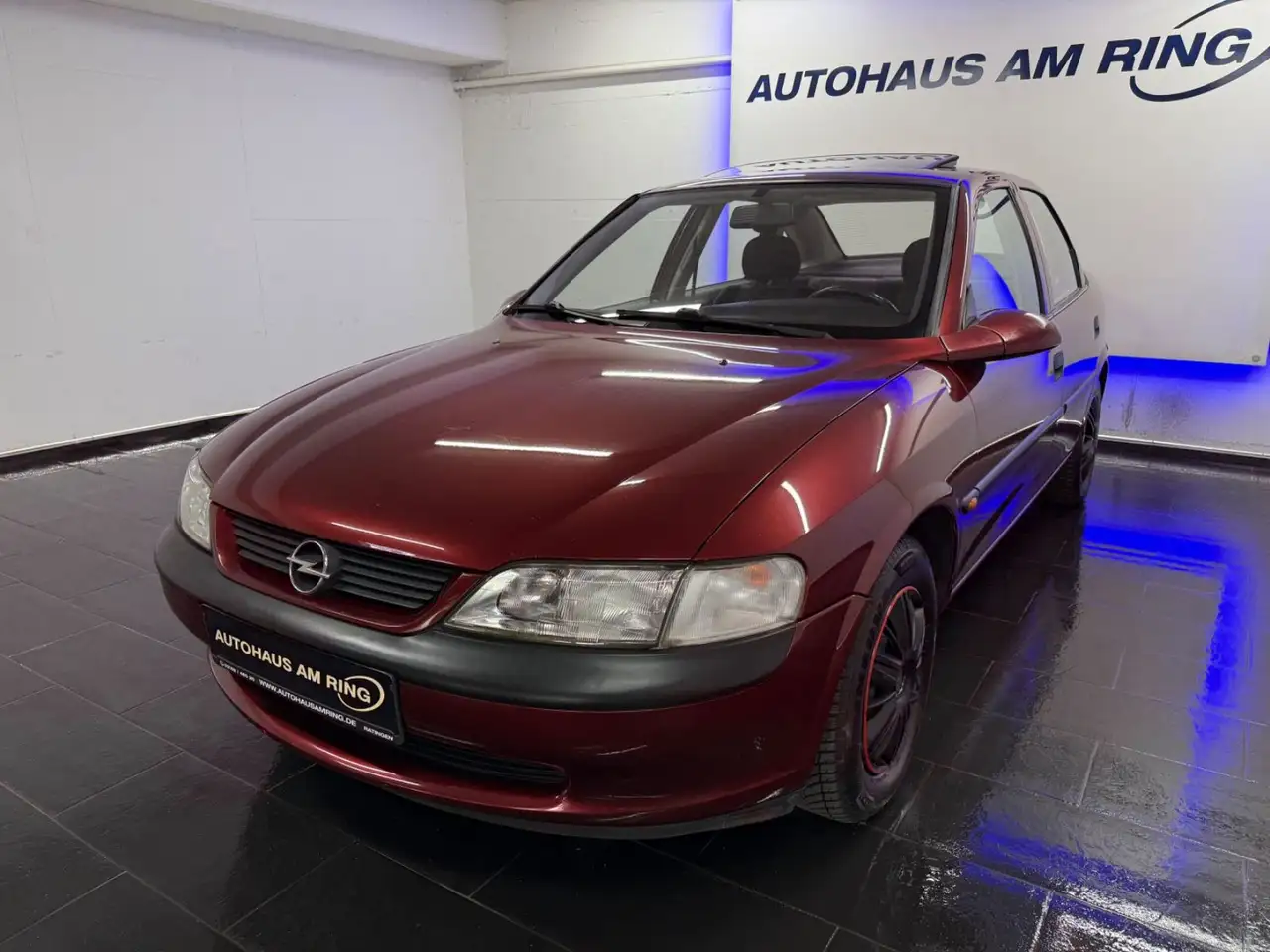 Opel Vectra B 1.6 16V Aut H-KENNZEICHEN AHK SHD 3.HND, foto 2