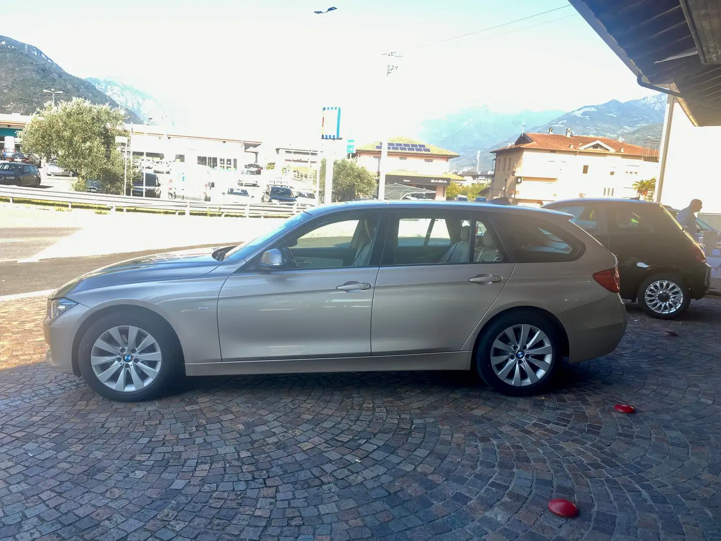 BMW 320 Serie 3 F31 2012 Touring 320d Touring xdrive Sport Gris - 2