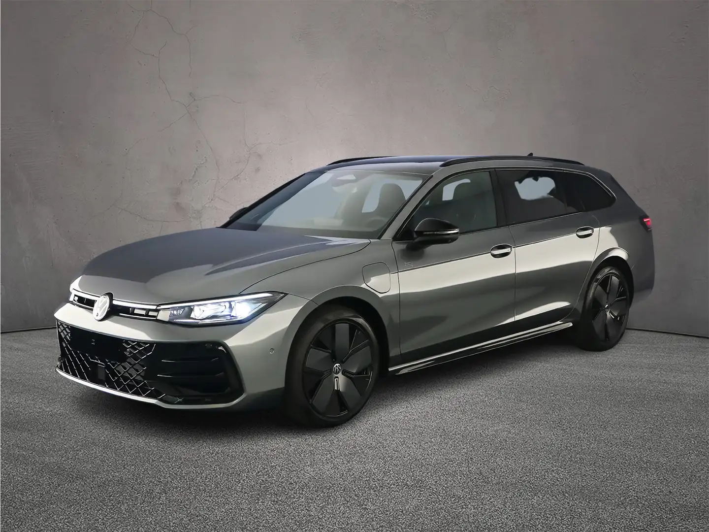 Volkswagen Passat Variant 1.5 eHybrid 272pk R-Line Edition - eHybrid Grijs - 2