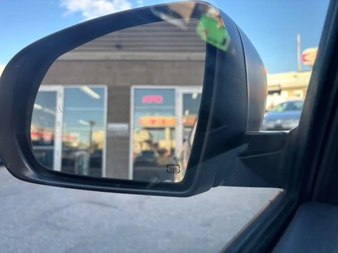 Jeep Cherokee снимка Jeep Cherokee