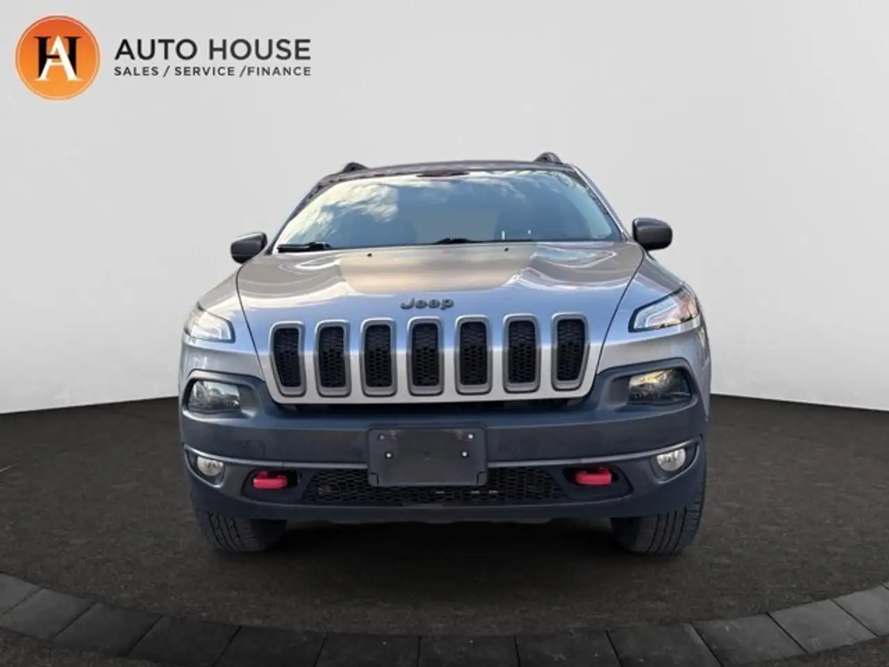 Jeep Cherokee снимка Jeep Cherokee