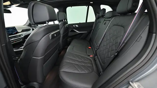 BMW X5 xDrive50e *M-Sportpaket Pro *2-Achs Luftfederung *AHK Ansicht 24