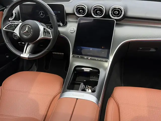 Mercedes-Benz C-Class view 14