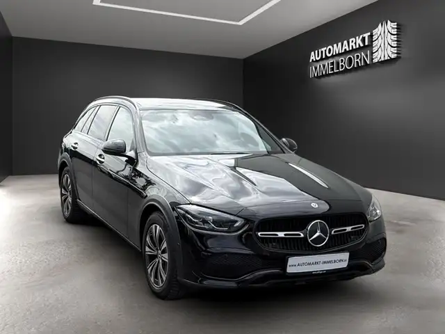 Mercedes-Benz C-Class view 2
