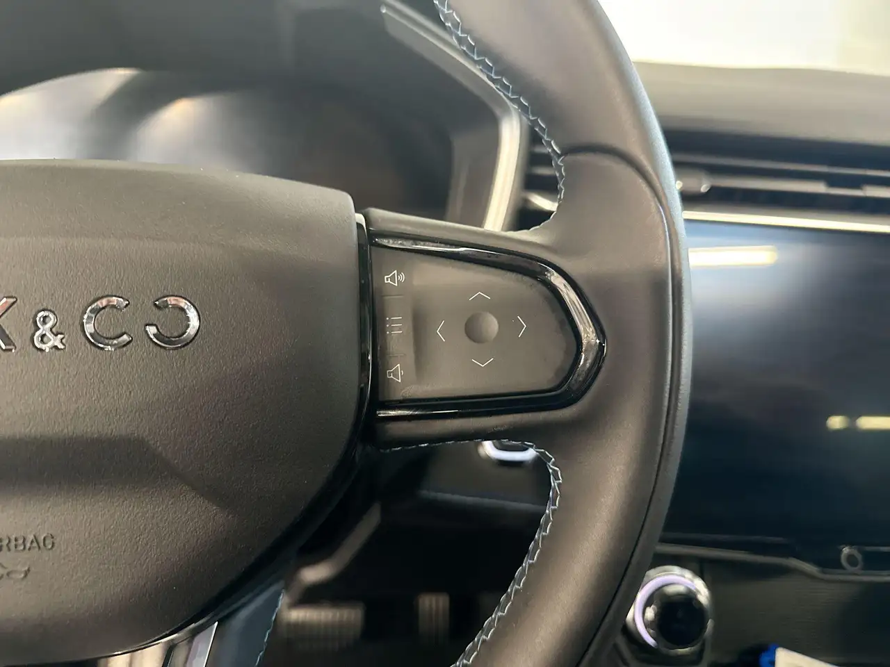Lynk & Co 01 1.5 PHEV MY23 6,6 KWH PANO 360 CAMERA ACC, миниатюра 30