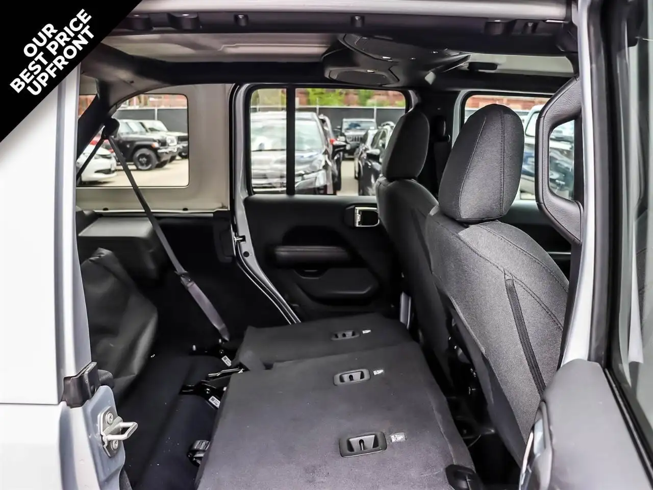 Jeep Wrangler снимка Jeep Wrangler