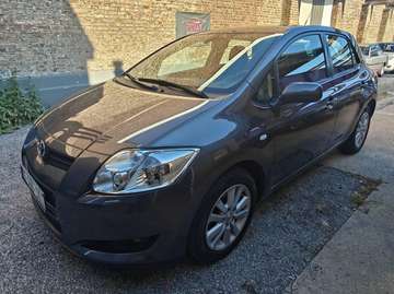Auris 1.6i VVT-i 72000 km prêt à immatriculé