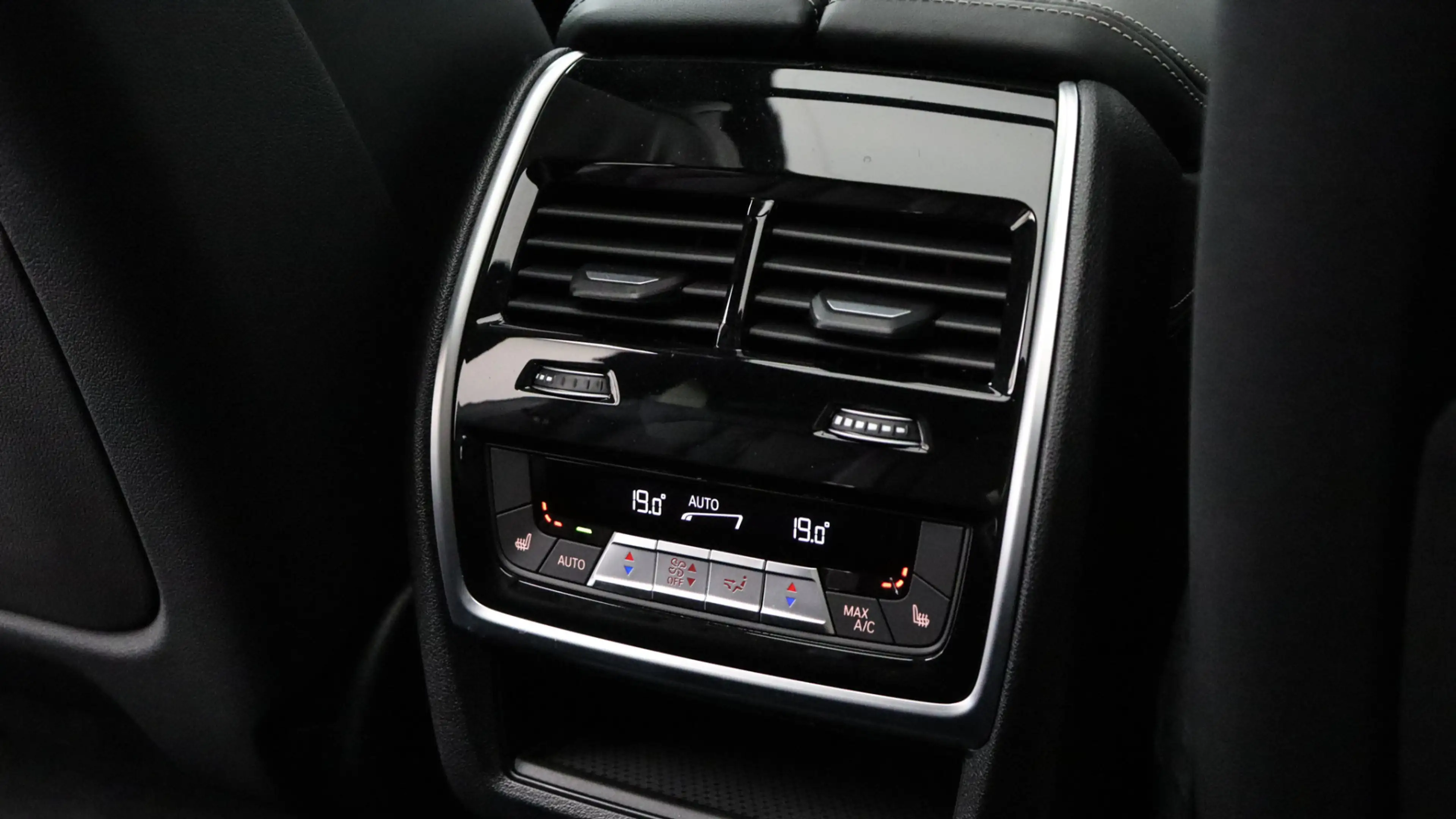 BMW X5 xDrive50e M-Sport Pro | Massage | Harman/Kardon | — photo 28