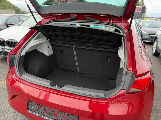 SEAT Leon view 11