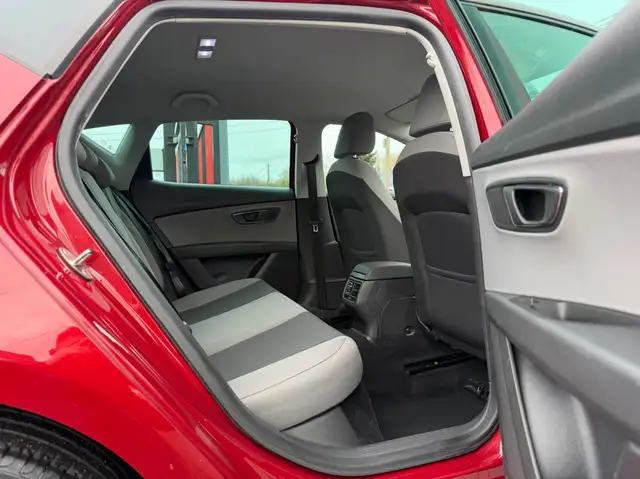 SEAT Leon view 9