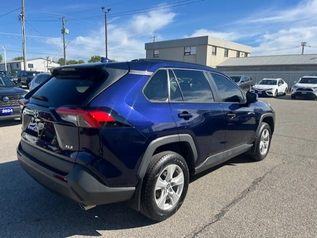 Toyota RAV 4 снимка Toyota RAV 4
