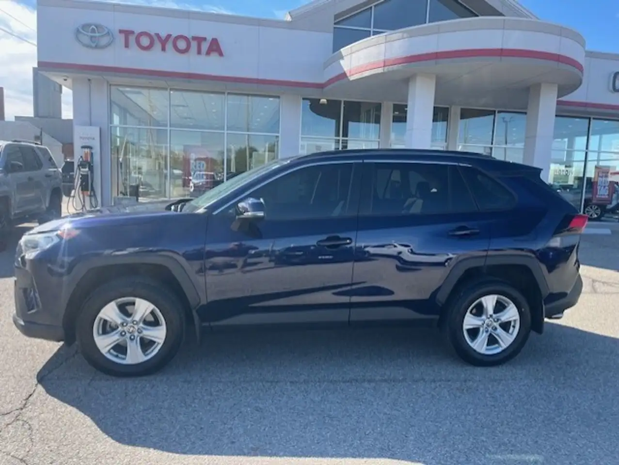 Toyota RAV 4 снимка Toyota RAV 4