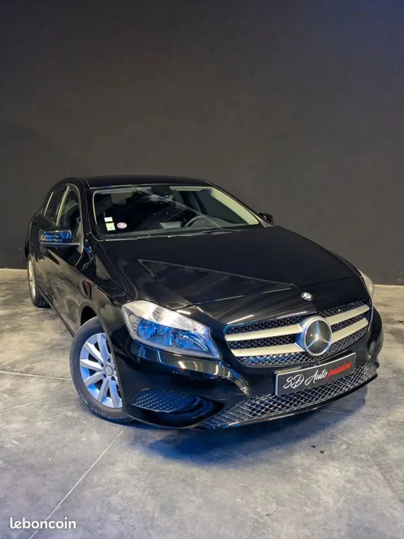 Mercedes-Benz A 180 Mercedes 180 122ch MOTEUR À CHAINE REPRISE GARANTI Noir - 1