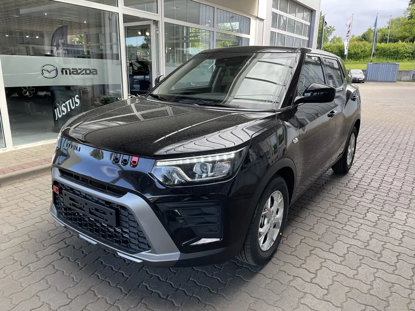 KGM Tivoli 1.5 T-GDi Nomad Чёрный - 1