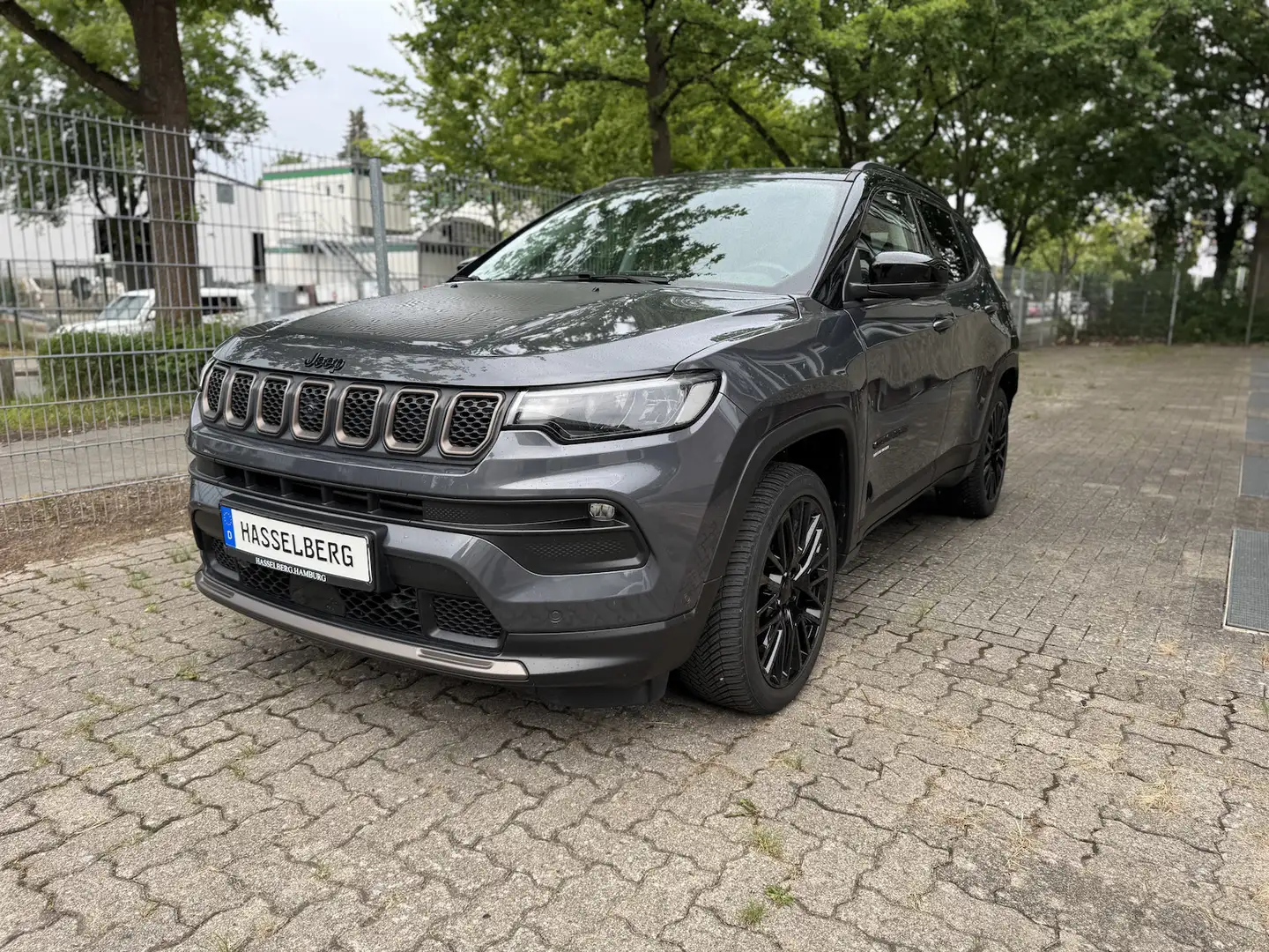 Jeep Compass Upland Mild Hybrid FWD Gris - 2