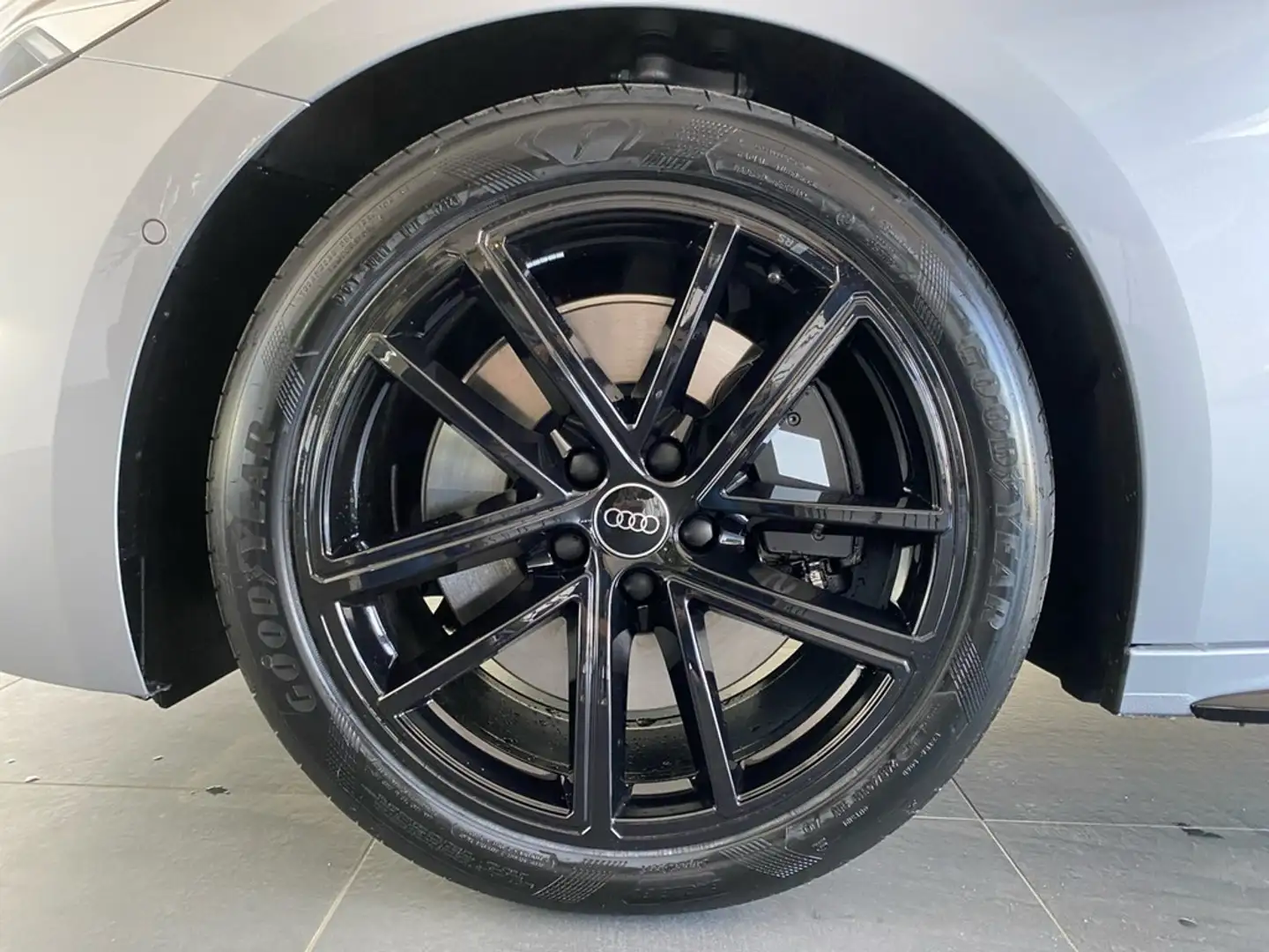Audi S5 Avant TFSI quattro SALE+PANO+HUD+STHZG+360°+AHK... Srebrny - 2