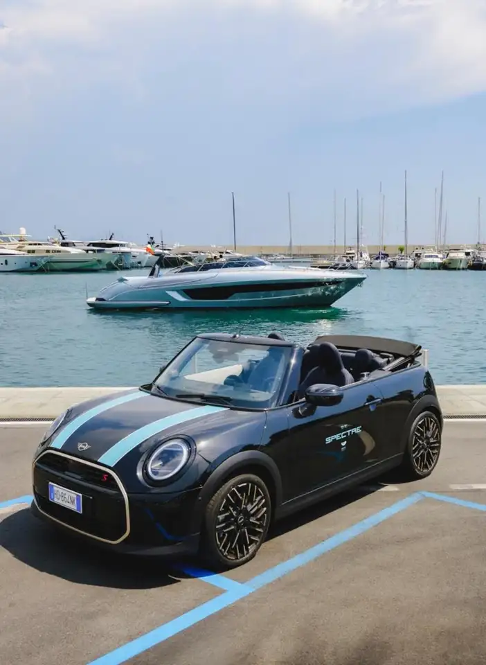 MINI Cooper Cabrio