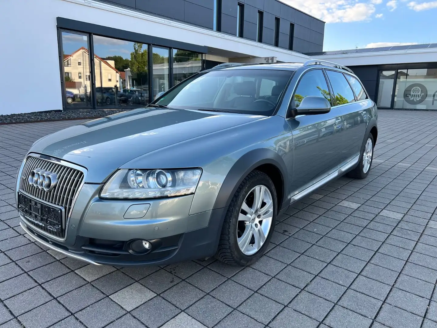 Audi A6 allroad A6 2,7 TDI Allroad*AUTOM*NAVI*LEDER*MOTORSCHADEN Gris - 1