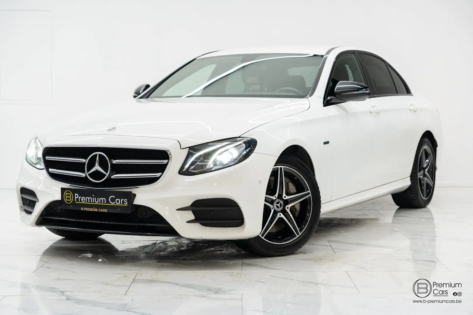 Mercedes-Benz E 300 de 9G-TRONIC AMG Line! Burmester, trekhaak, film! Bianco - 1